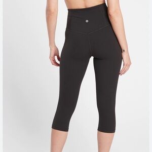 Athleta Elation Black Crop Flare Yoga Pants Size Small
